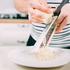 Czy w ciąży można jeść mozzarellę? Bezpieczne opcje i ryzyka