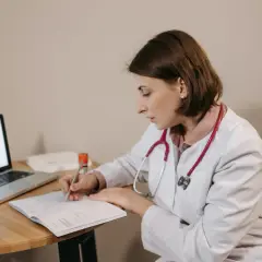 Czy lekarz widzi czy recepta została zrealizowana? Kluczowe informacje