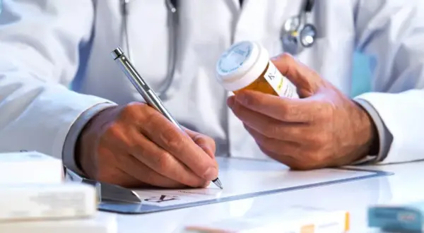 Recepta od psychiatry ile ważna? Sprawdź, zanim stracisz leki